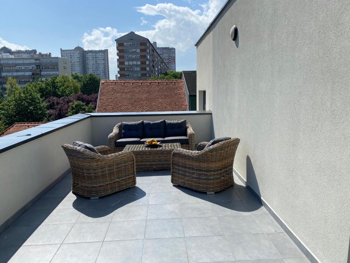 4-Star Zagreb Penthouse Apartment Ngoại thất bức ảnh
