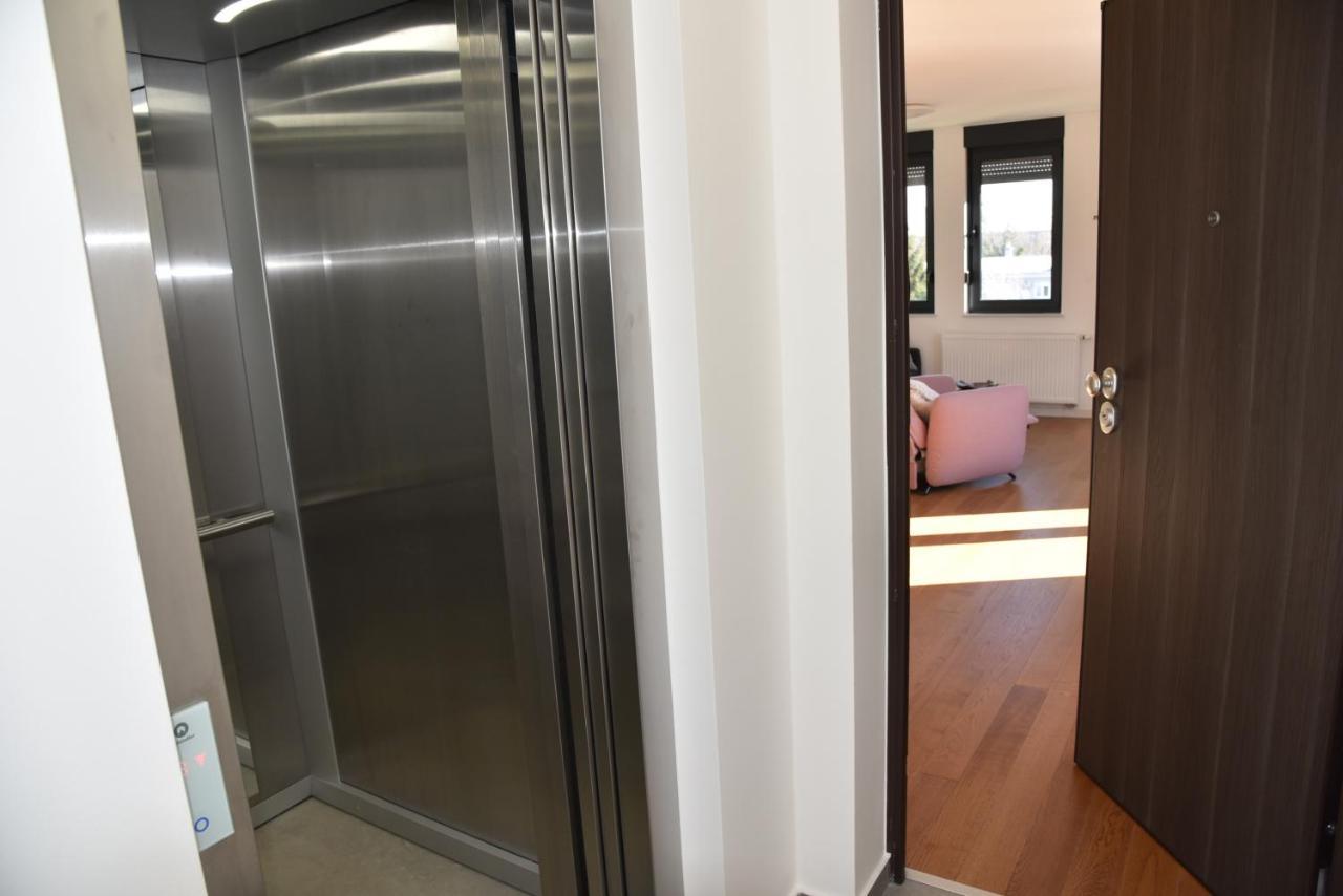 4-Star Zagreb Penthouse Apartment Ngoại thất bức ảnh